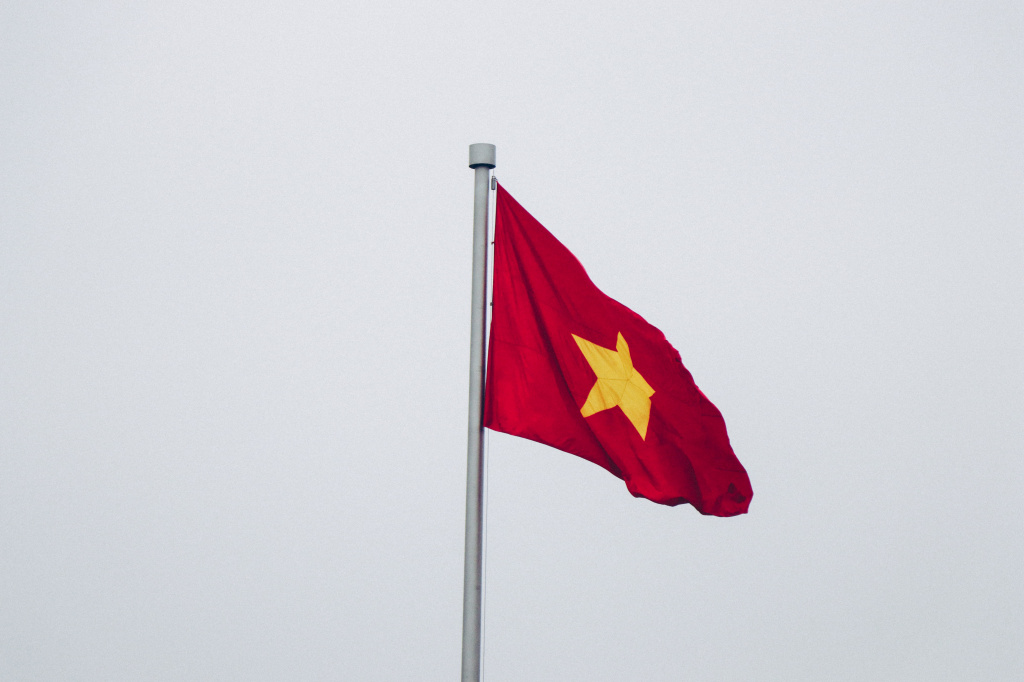 red-and-yellow-flag-close-up-photography-2973304.jpg red-and-yellow-flag-close-up-photography-2973304.jpg