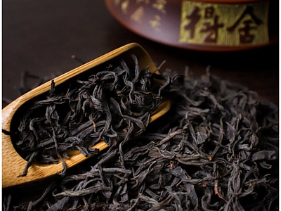 Лапсанг Сушонг: Китайский чай с уникальным копченым ароматом